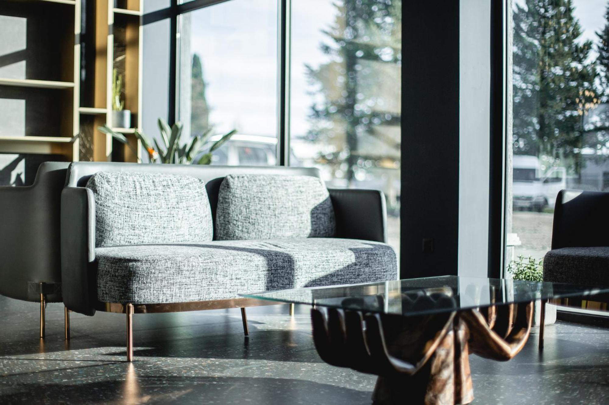 West Inn Georgia Кутаиси Экстерьер фото