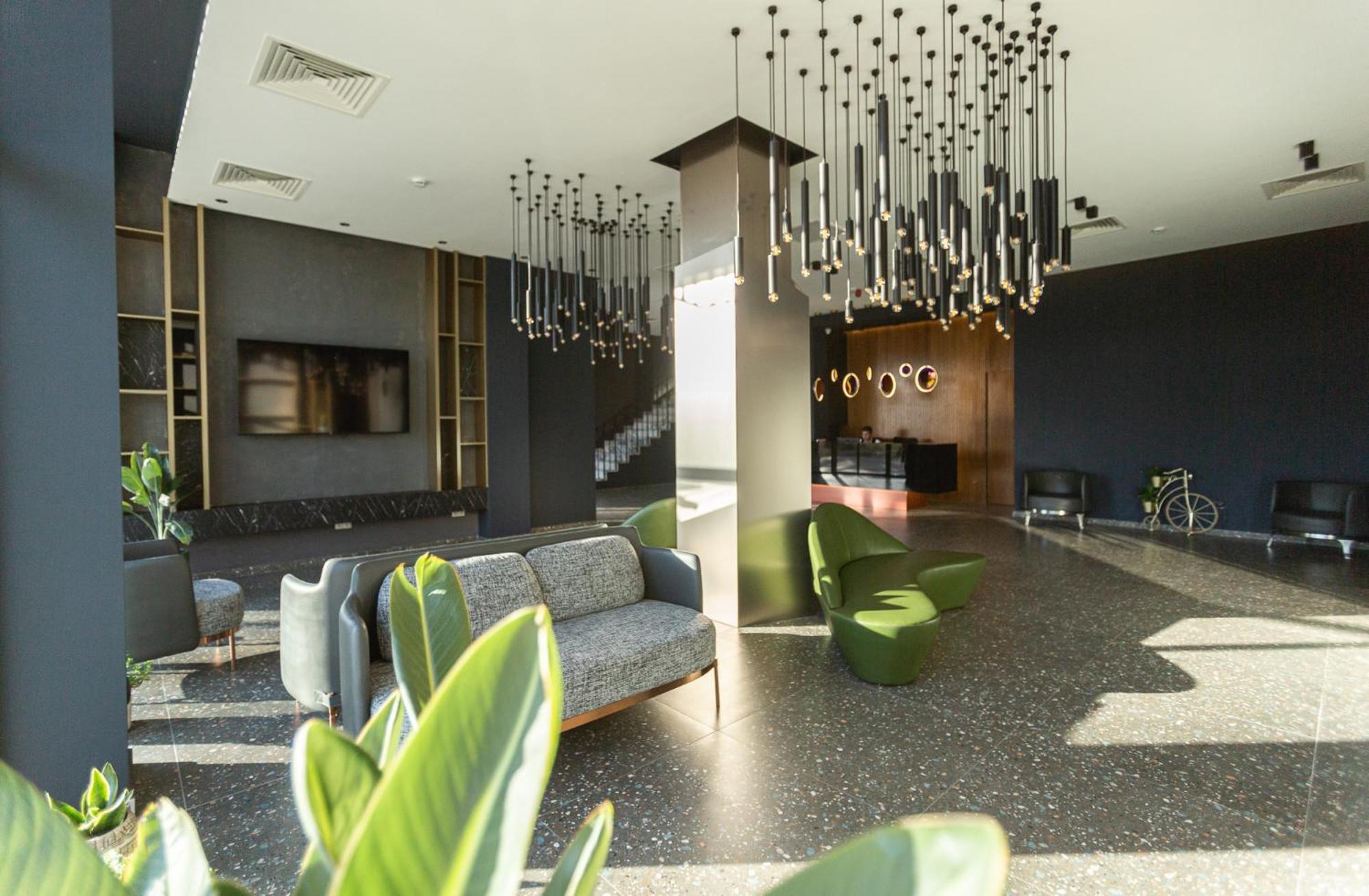 West Inn Georgia Кутаиси Экстерьер фото