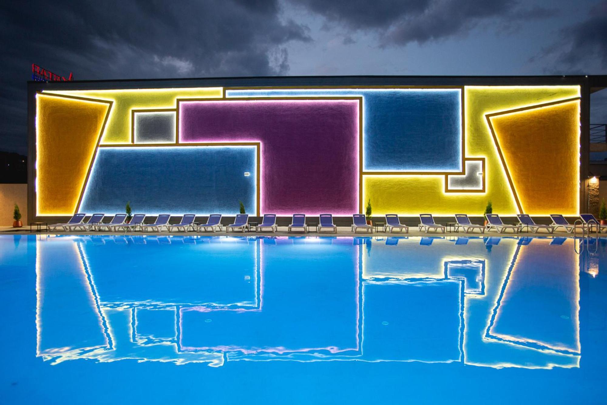 West Inn Georgia Кутаиси Экстерьер фото