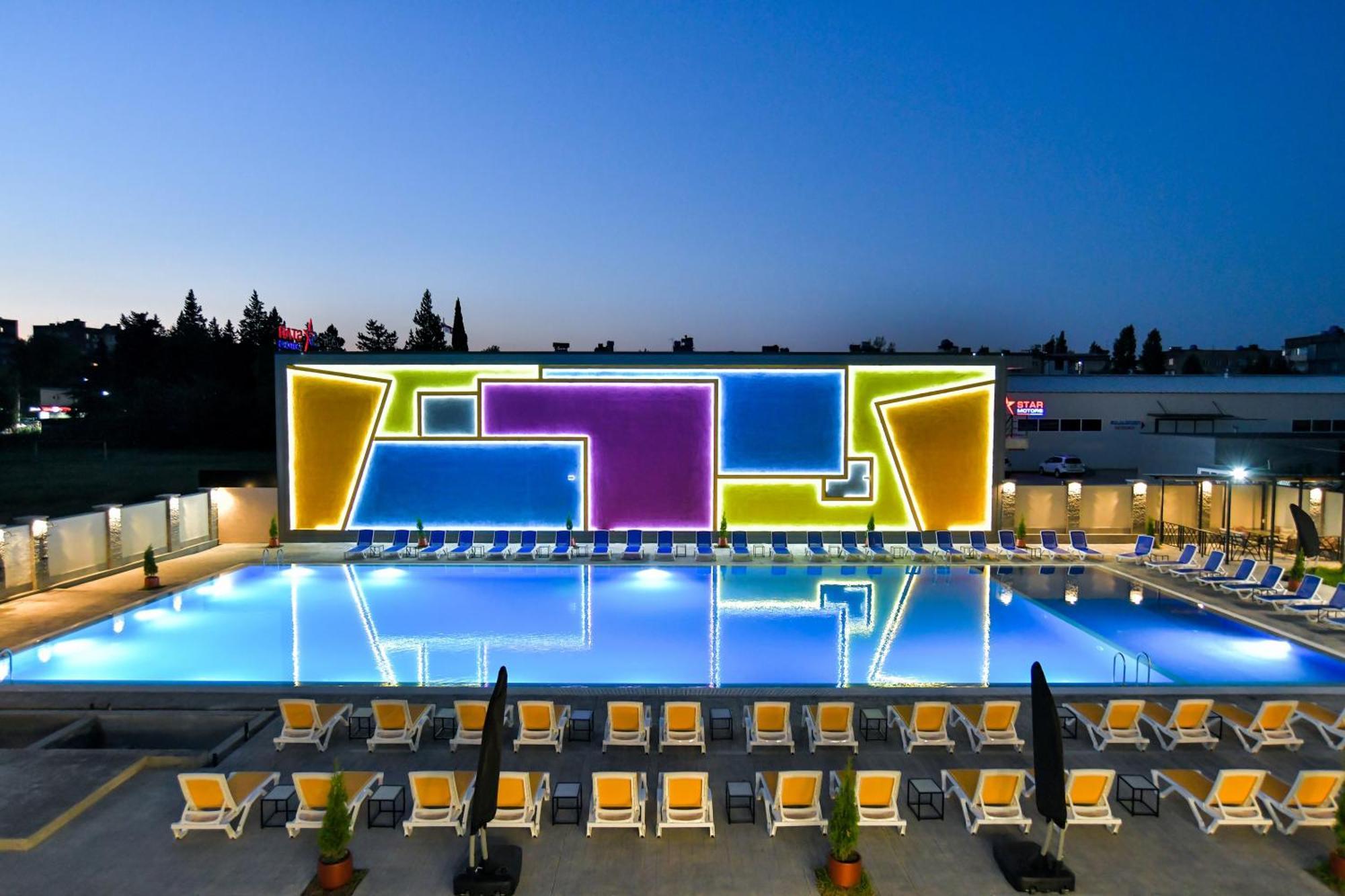 West Inn Georgia Кутаиси Экстерьер фото